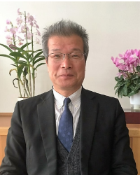 北陵高校校長手塚秀司